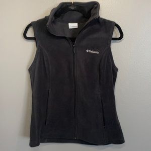 Columbia fleece vest